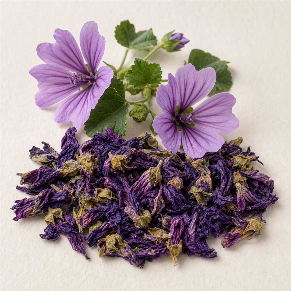 Flor de Malva: Petalos violeta con propiedades emolientes y calmantes.